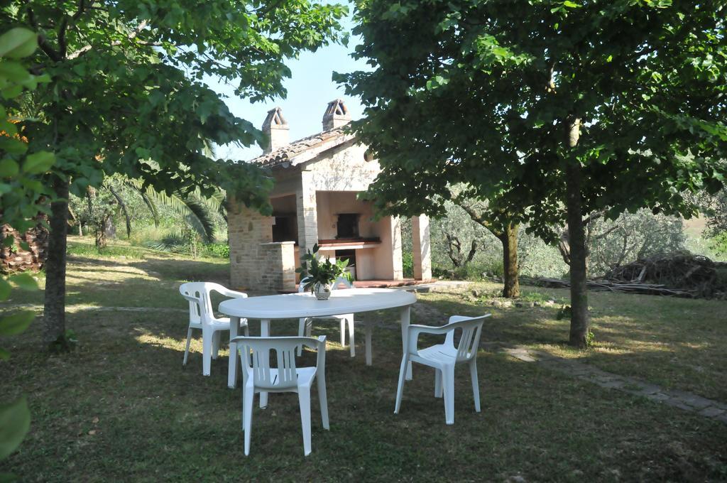 Guesthouse Casale Borgo Miriam Offida Δωμάτιο φωτογραφία